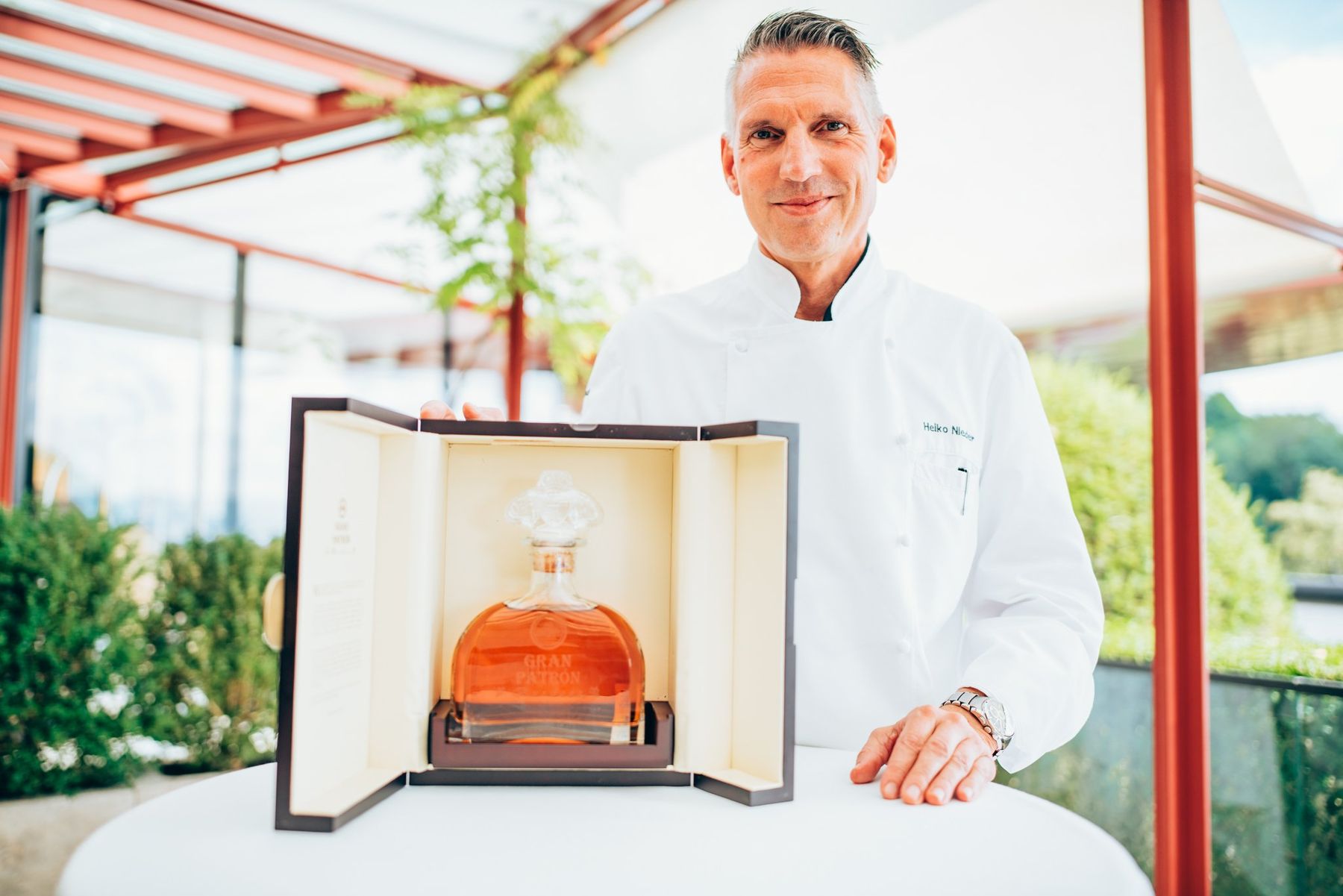 Patrón x Davidoff still 7